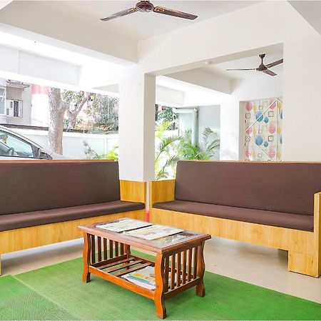 Fabhotel Saffron Inn I - Nr Darshan Museum Pune Bagian luar foto