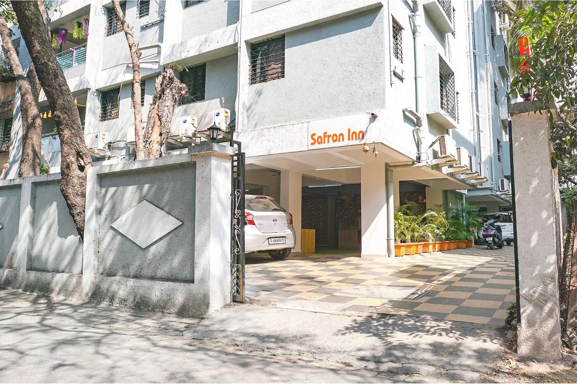 Fabhotel Saffron Inn I - Nr Darshan Museum Pune Bagian luar foto